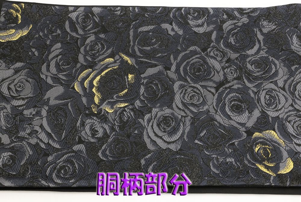 黒 ブラックコーデ