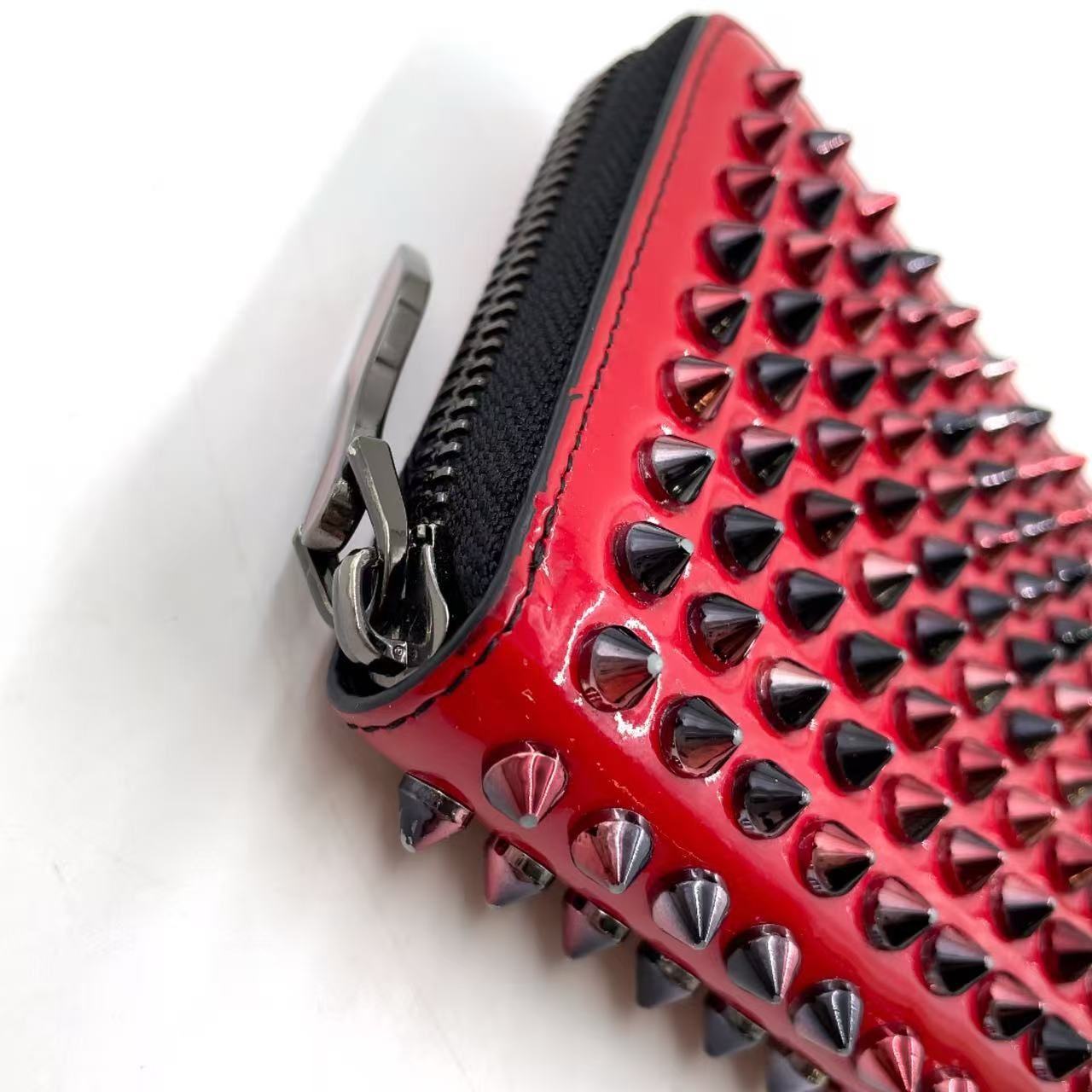 エナメルレザー