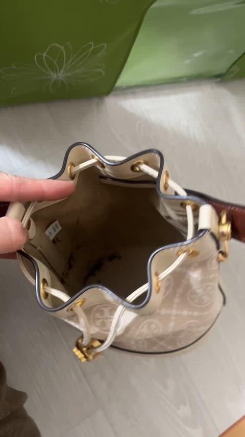 バケットバッグ アイボリー