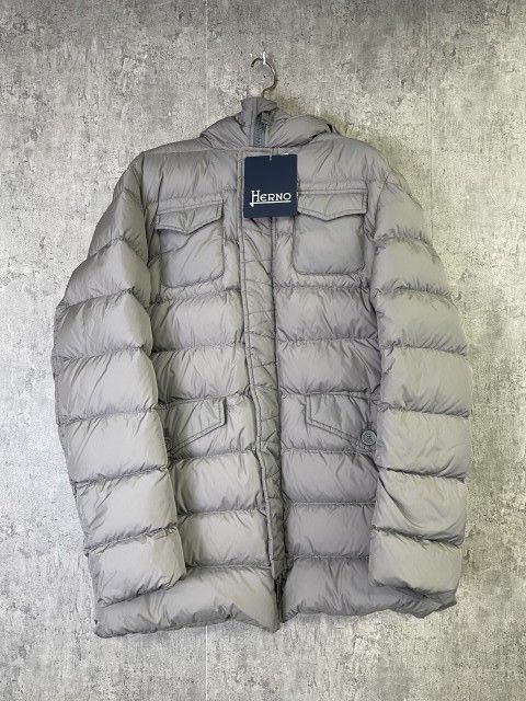 ルーマニア製 24AW HERNO ヘルノ ダウン ジャケット コート フード グレージュ 50 33940328