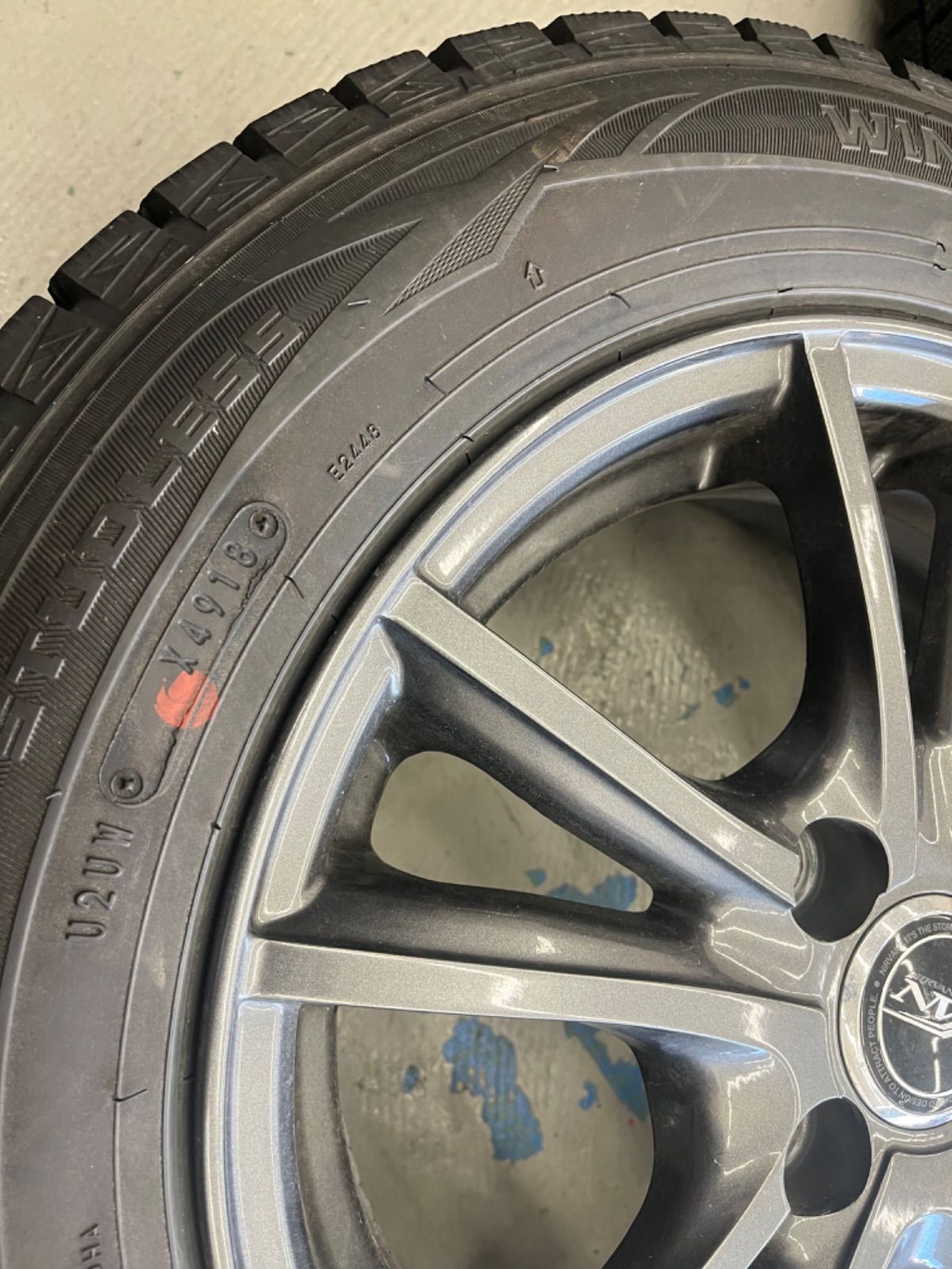 トヨタヴィッツスタッドレスタイヤホイル付165