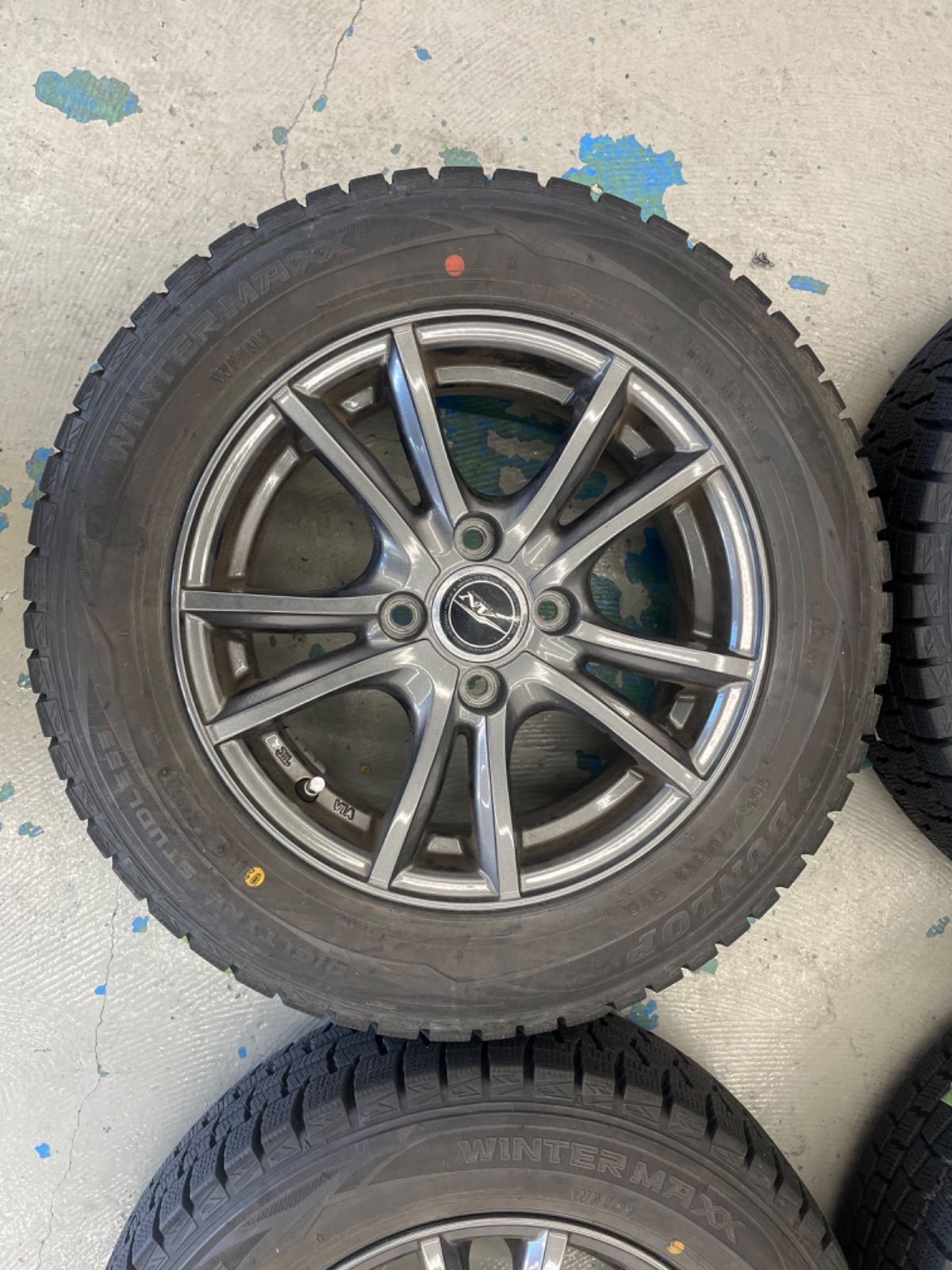 トヨタヴィッツスタッドレスタイヤホイル付165 70 R 14