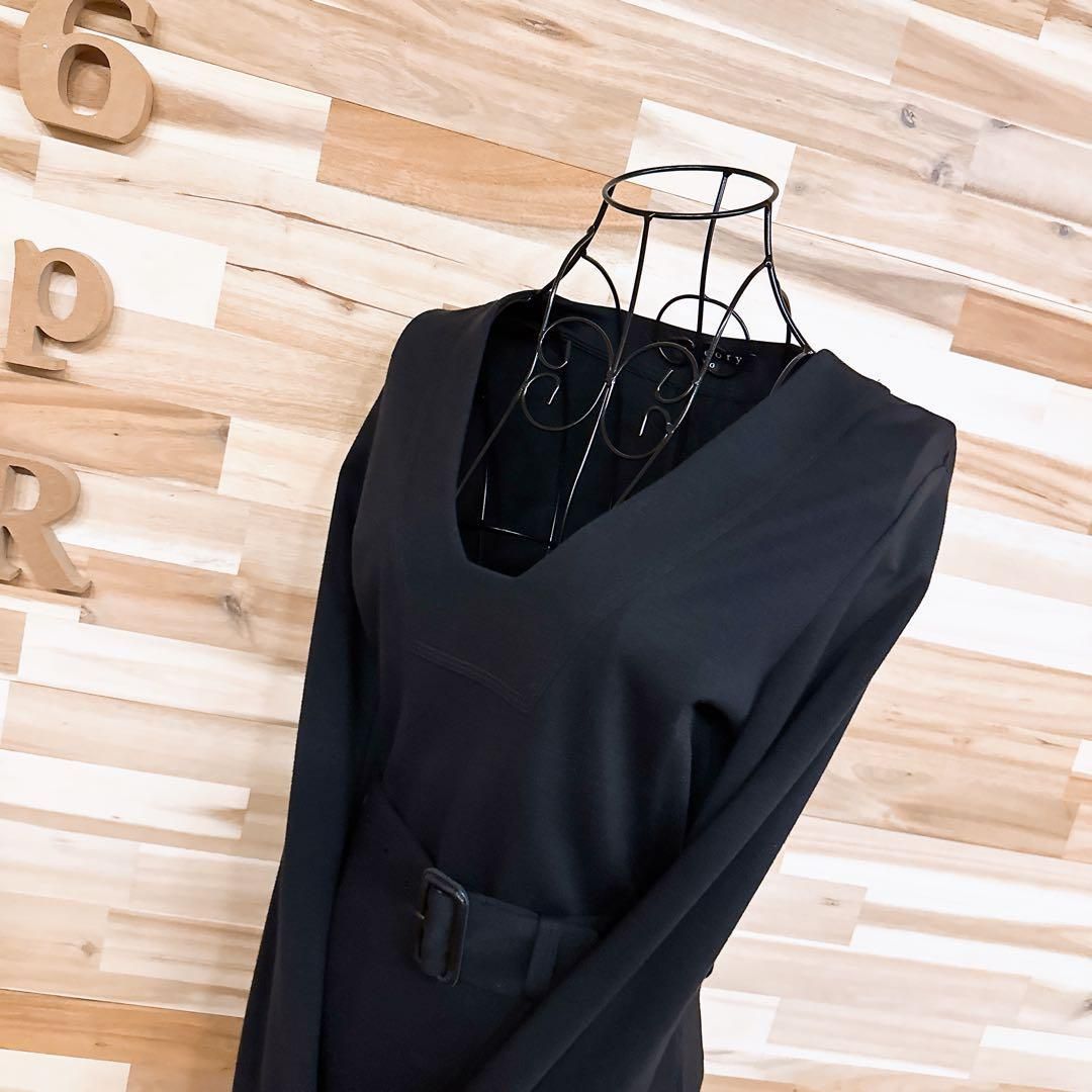 セオリー Vネック レーヨン ブレンド ワンピース 長袖 シルク裾 黒ブラック