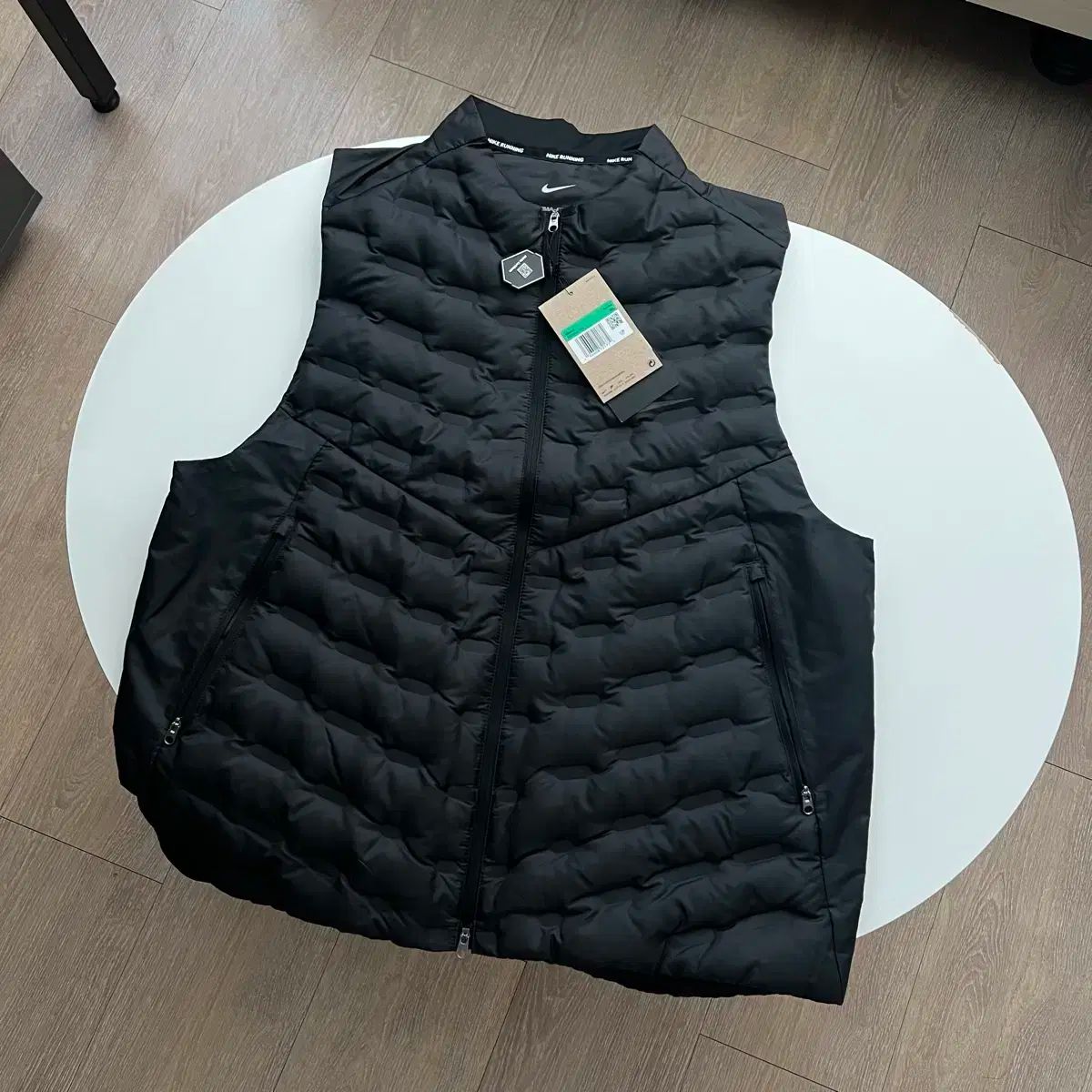 ナイキ エアロロフト サーマフィット レペルダウン