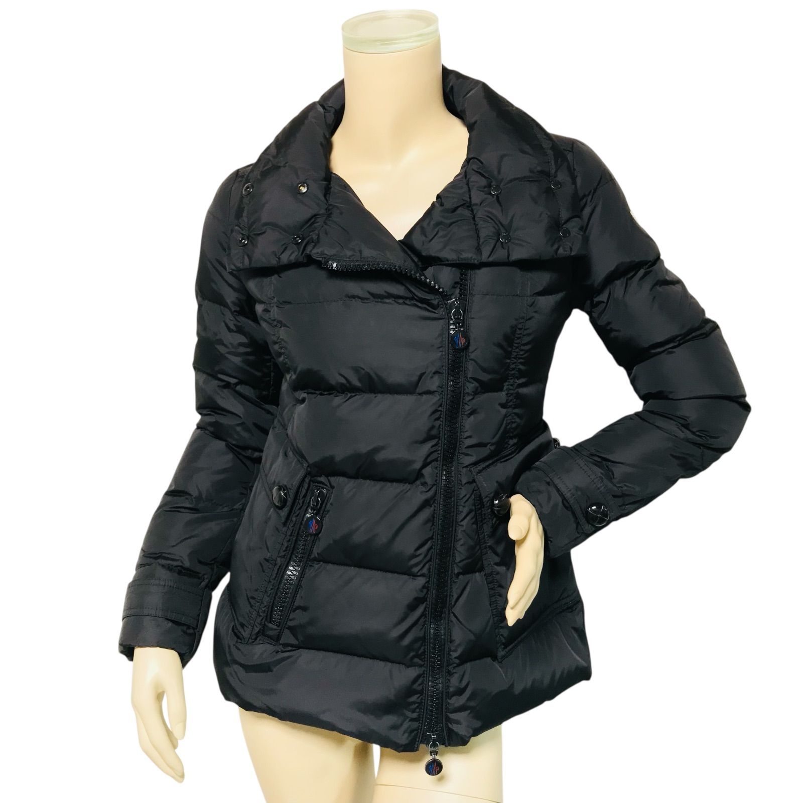 美品☆MONCLER・モンクレール RENOUEE レディース ブランドアイコン