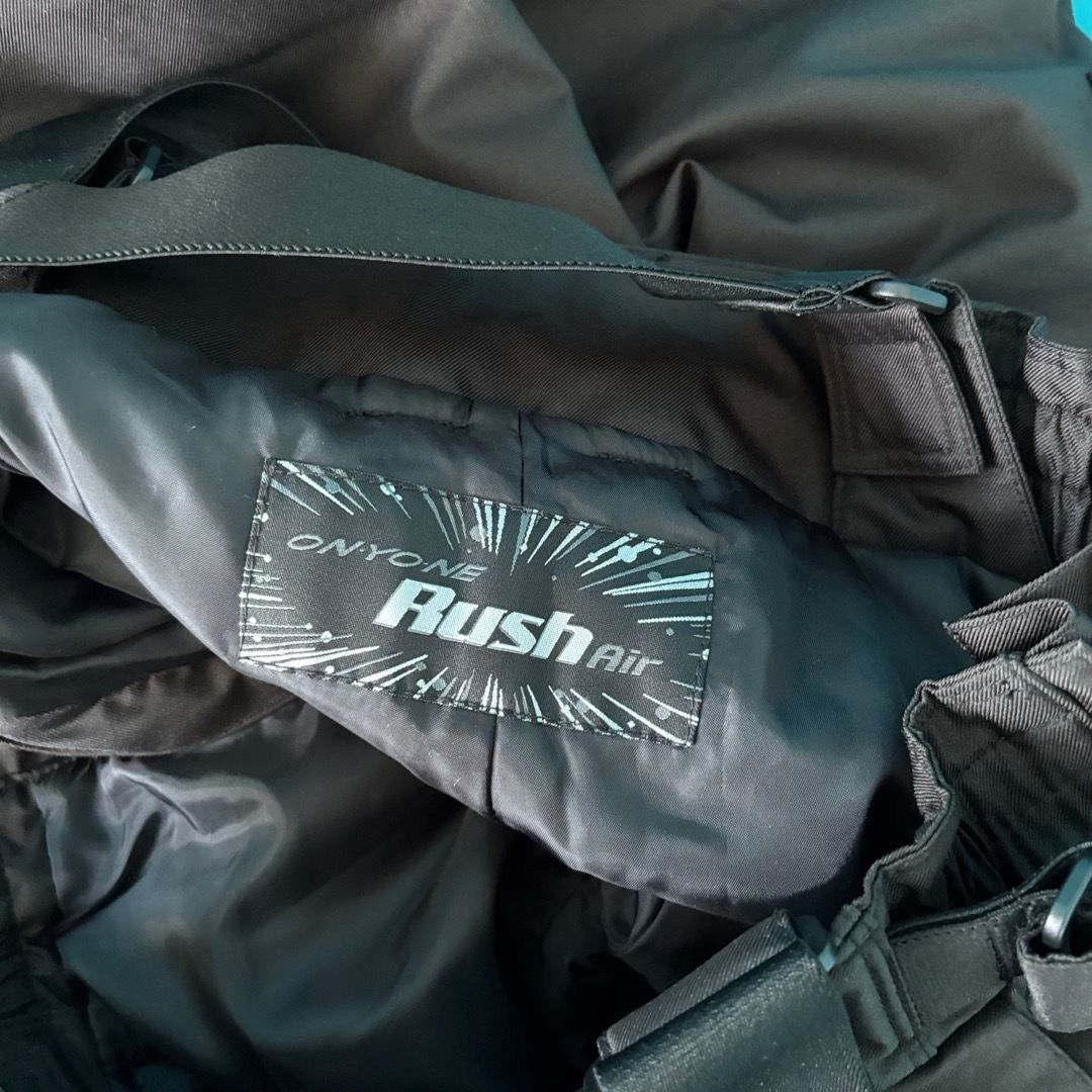 A12 スノボウェア セット 上MパンツS WRAY×ONYONE Rush