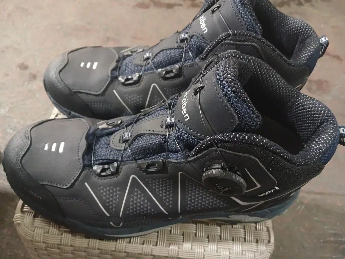 Ziben ダイアル 安全靴 6IN 280