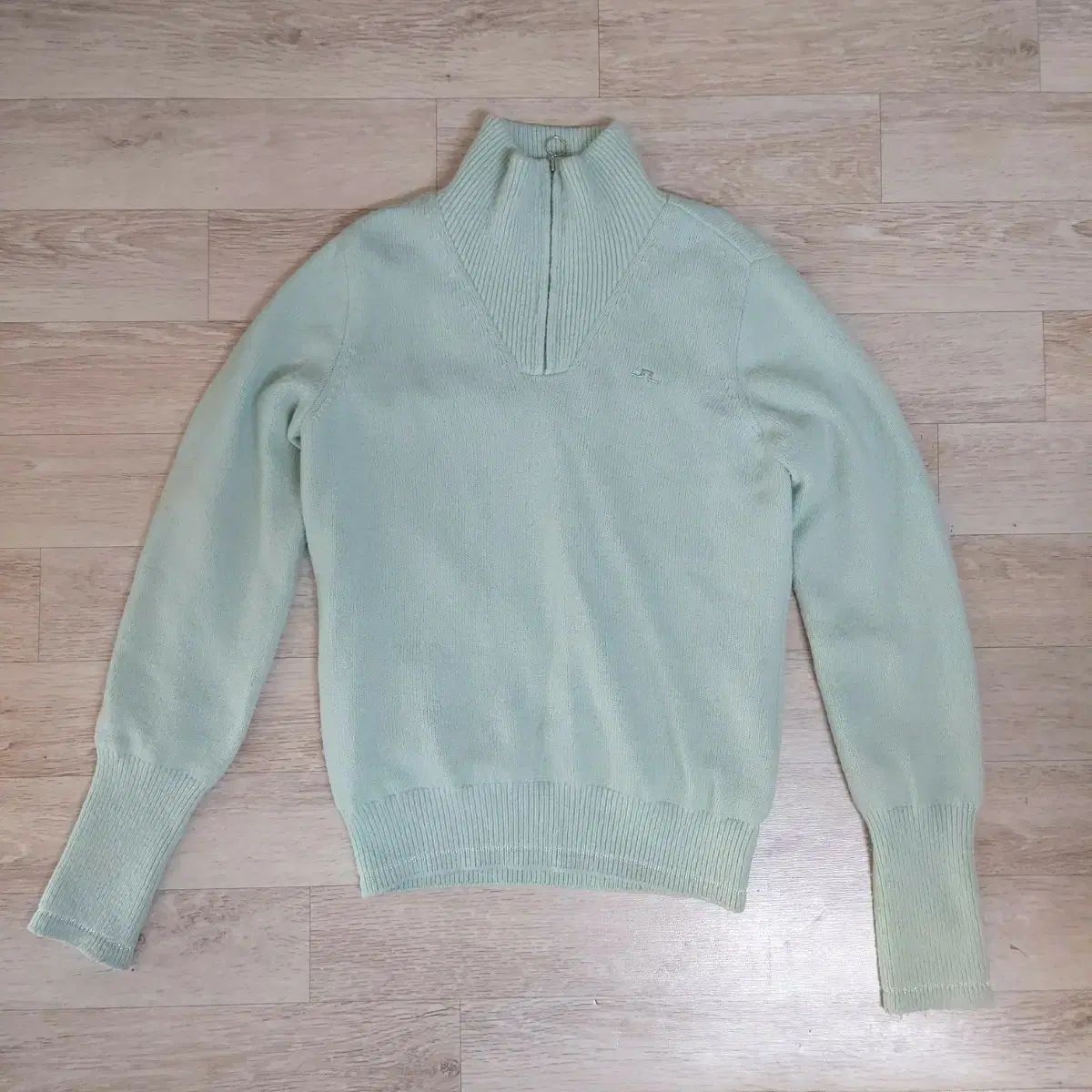 J.LINDEBERG J.リンドバーグ 防風ニット Mサイズ