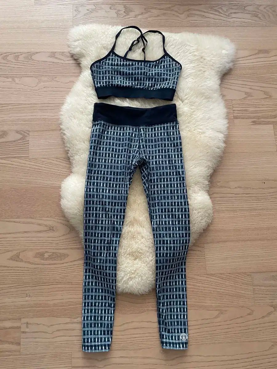 トリーバーチ Sport ブラトップ レギンス セット XS