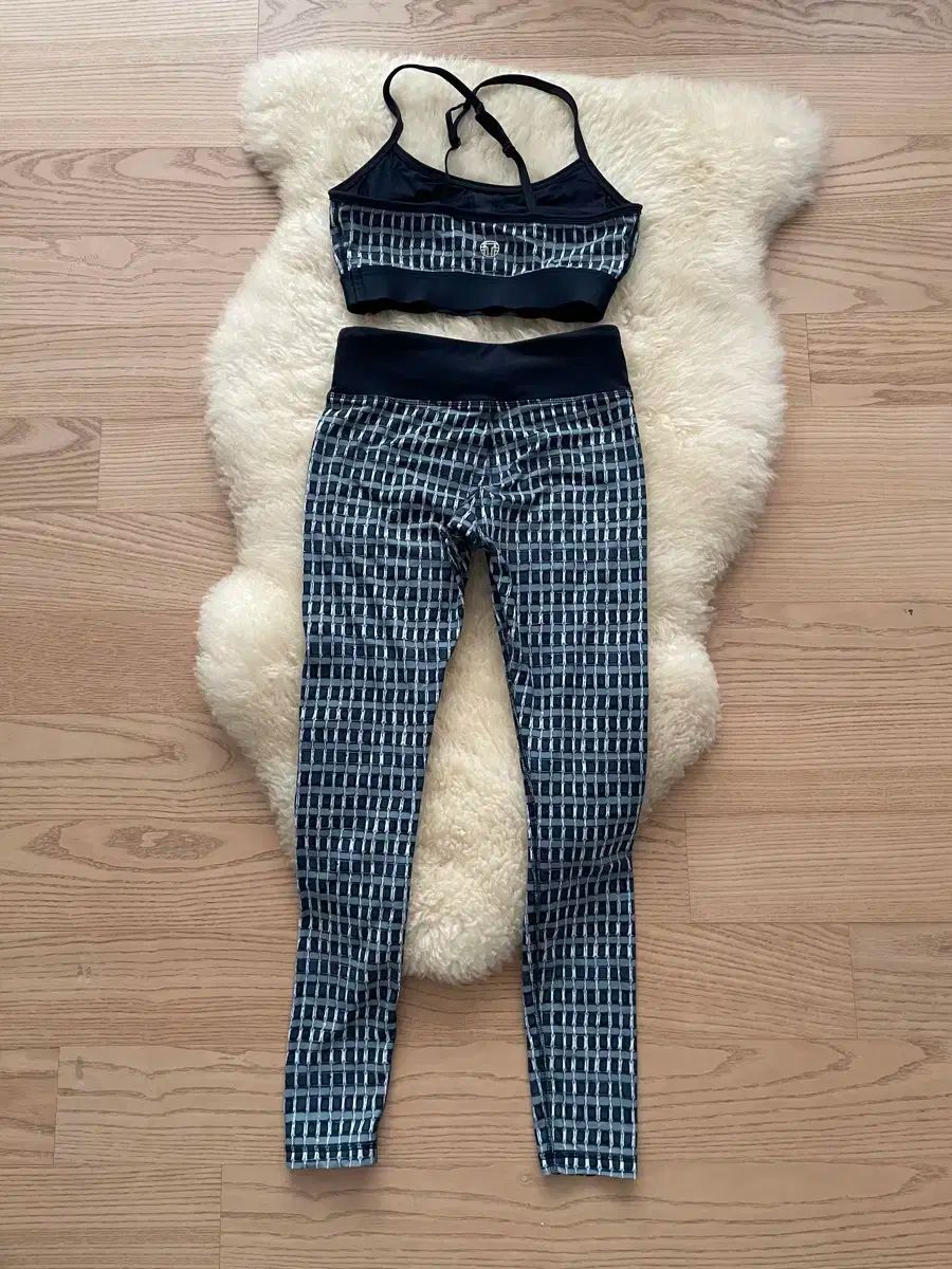 トリーバーチ Sport ブラトップ レギンス セット XS