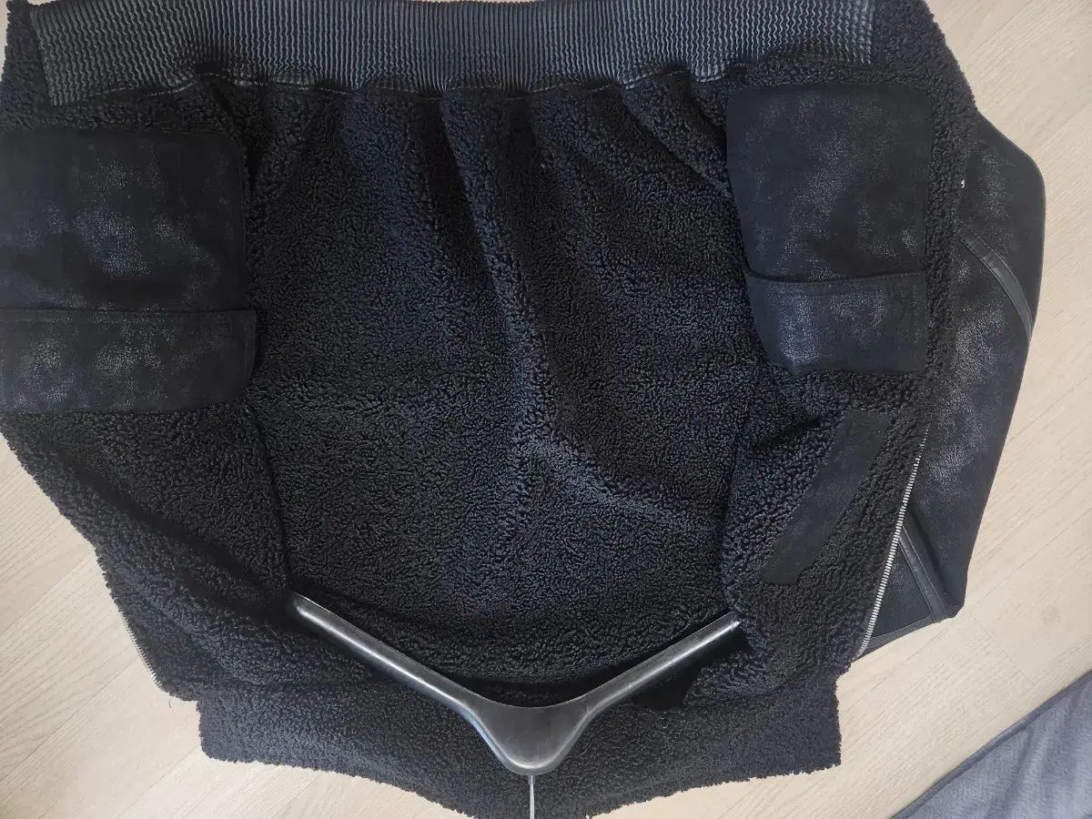 ソンジオメンズ リバーシブル ムートン