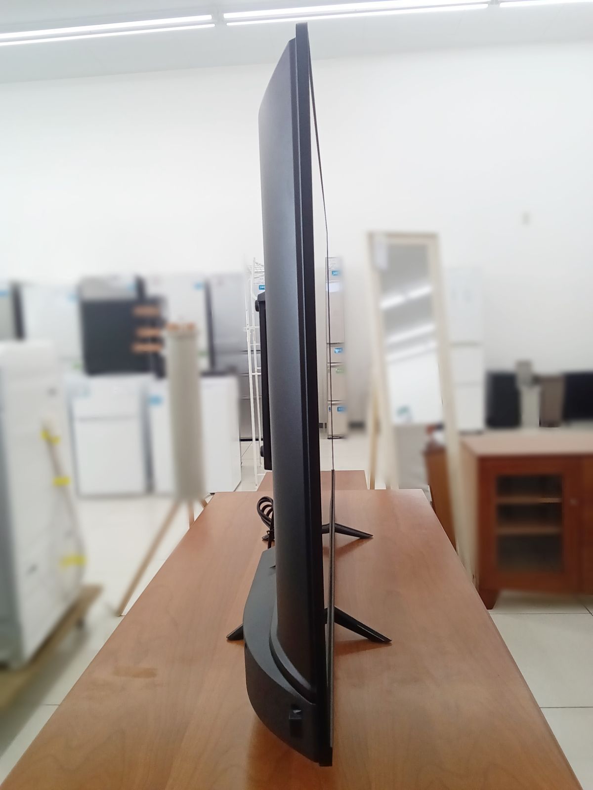 ASTEX チューナーレステレビ AX-MSK43 製 H34 MERCADOAVALIA_COM_BR