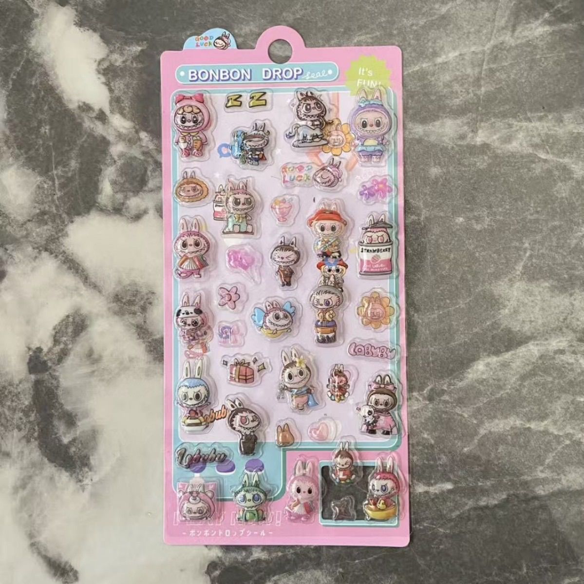 新品」ラブブ labubu 3Dステッカー ボンボンドロップシール ぷっくり