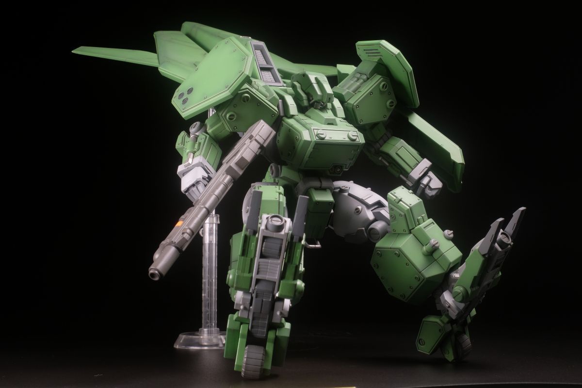ピーエムオフィスエー 重装機兵ヴァルケン ASS 117 A ヴァルケン ブースターユニット装着型 リニューアルVer プラモデル 在庫品