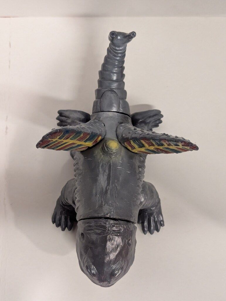 ヤモマーク 大怪獣シリーズ ウルトラマン ケムラー グレー成型/赤/黄