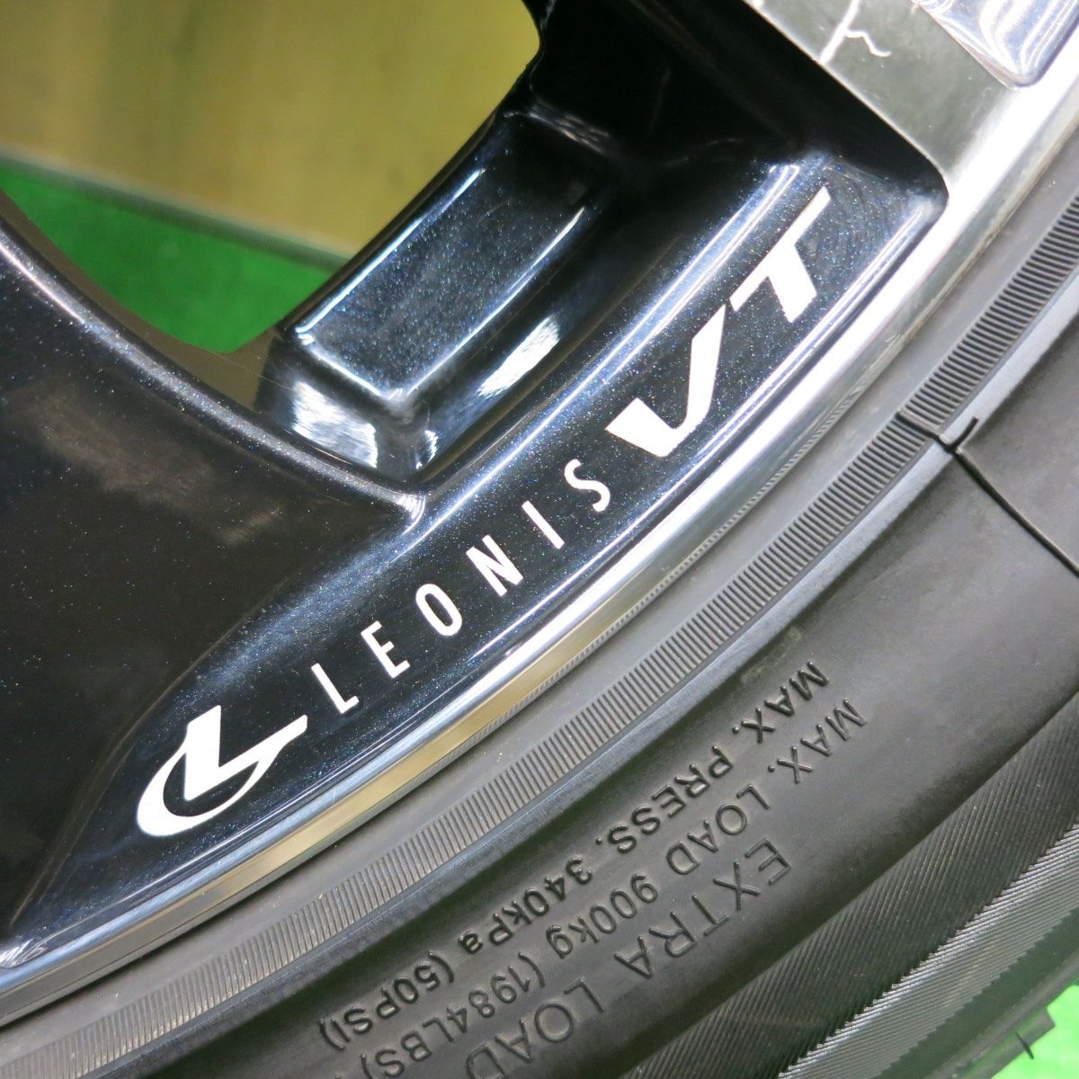  バリ溝 22年 9 5分以上 LEONIS VT 235 55 R 18 スタッドレス グリップマックス GRIP ICE X SUV レオニス 18インチ PCD 114 3 5 H ス 18インチ タイヤ ホイールセット