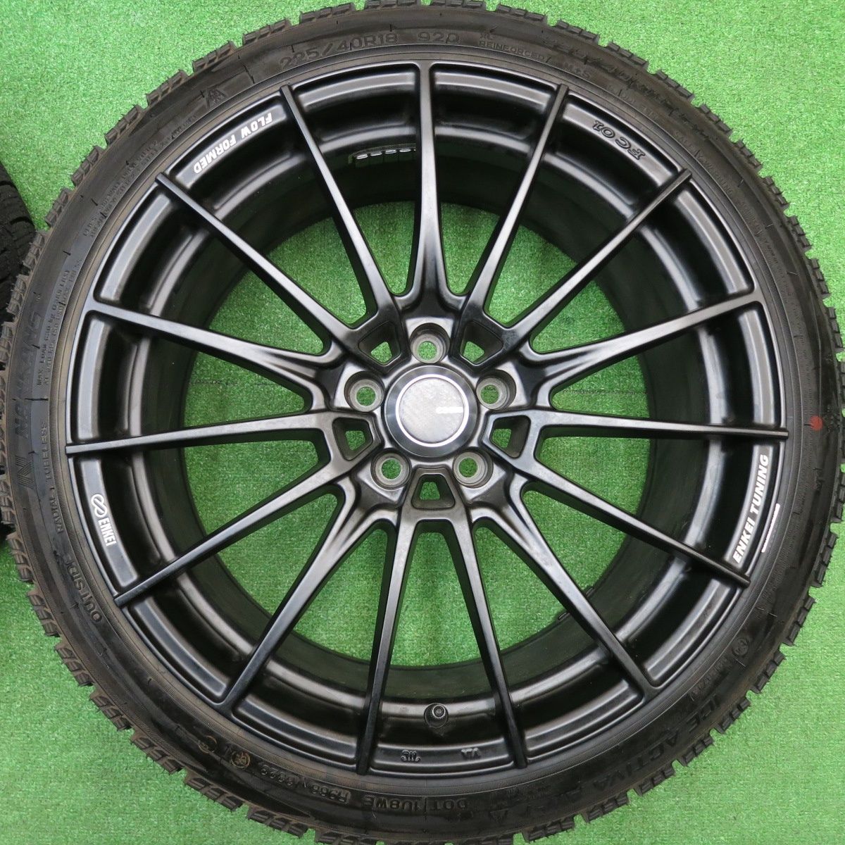  23年 BRZ 86 等 ENKEI TUNING FC 01 225 40 R 18 スタッドレス ナンカン アイス アクティバ AW 1 エンケイ 18インチ PCD 100 5 H ス 18インチ タイヤ ホイールセット