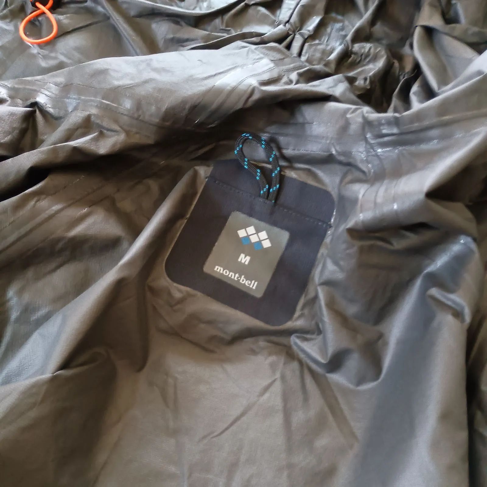 モンベル トレントフライヤージャケット メンズM GORE-TEX ゴアテックス montbell mont-bell 黒 ブラック レインジャケット レインウェア 2255 パーカー 長袖 アウトドアウェア OLIVEOS_COM_TR