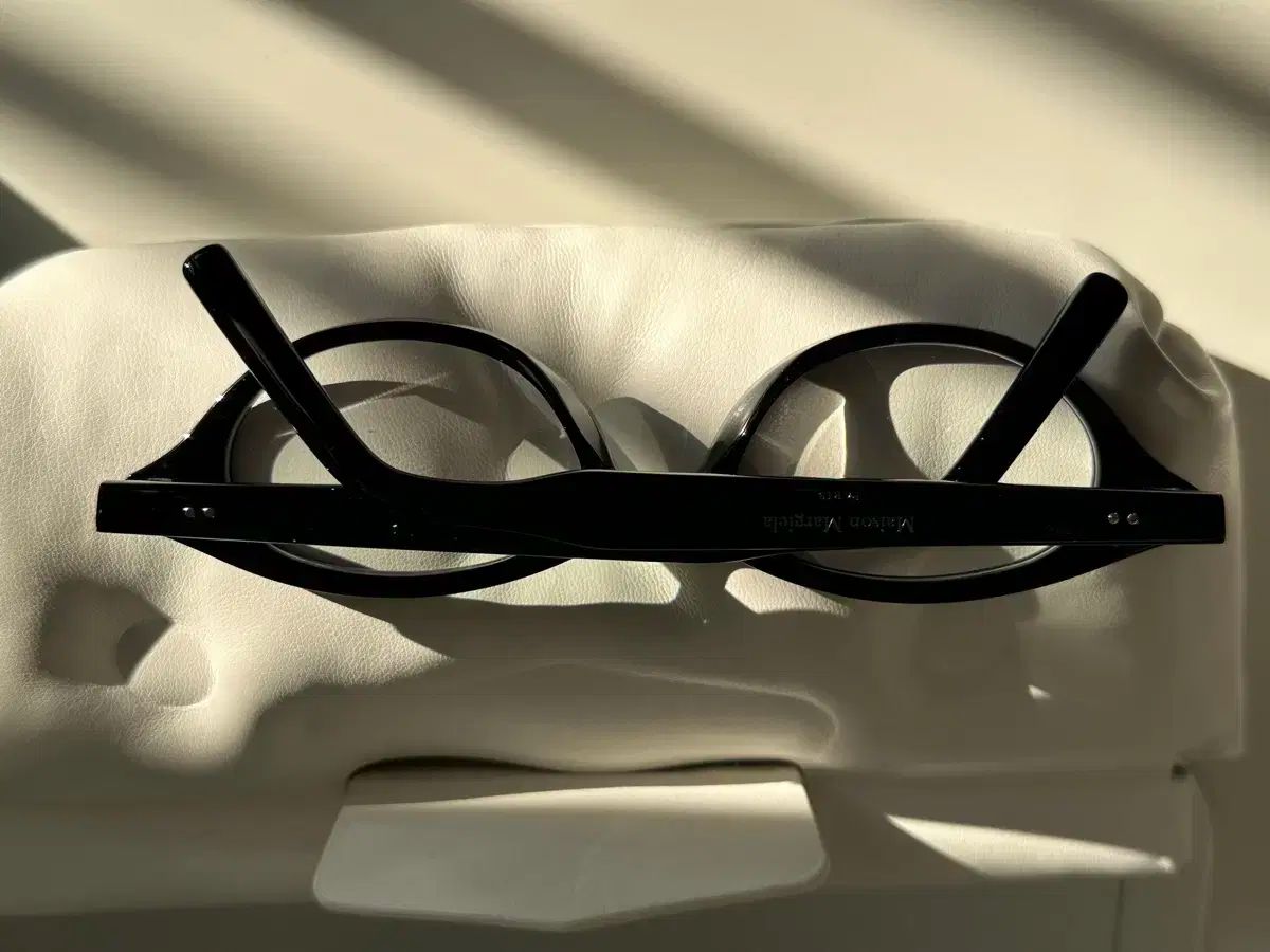 ジェントルモンスター メゾンマルジェラ mm 111