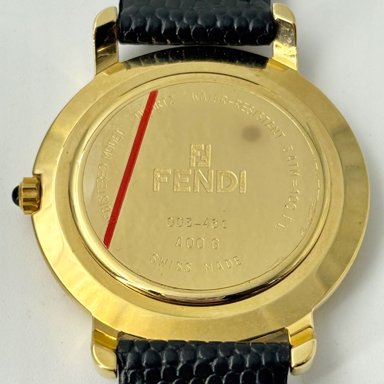 100％品質保証！ FENDI 腕時計 ズッカ柄 大判ベゼル ラウンド オニキス ゴールド 黒 1472 小説