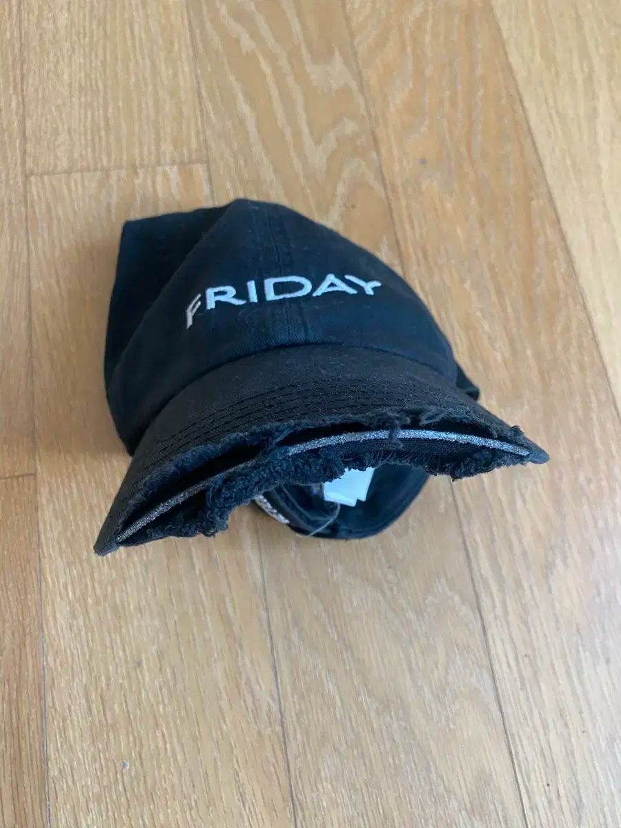 ヴェトモンxリーボック ベースボールキャップ