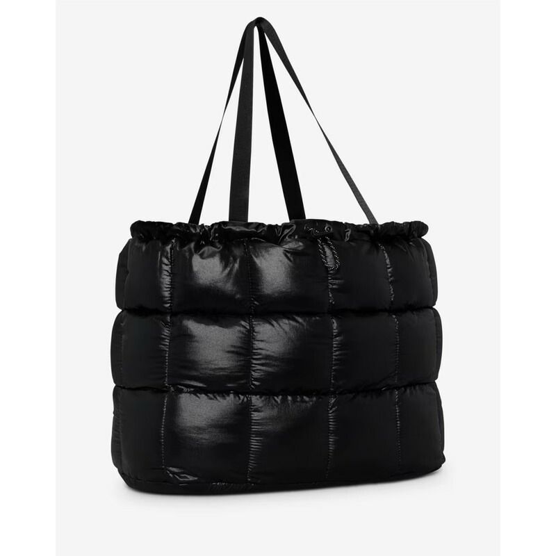 ナイキ トートバッグ 28L NIKE パフル 中綿入りバッグ パファーデザイン ヨガ yoga バッグ 大容量 ナイロン 鞄 ブラック 黒 スポーツバッグ おしゃれ HQ0220-010