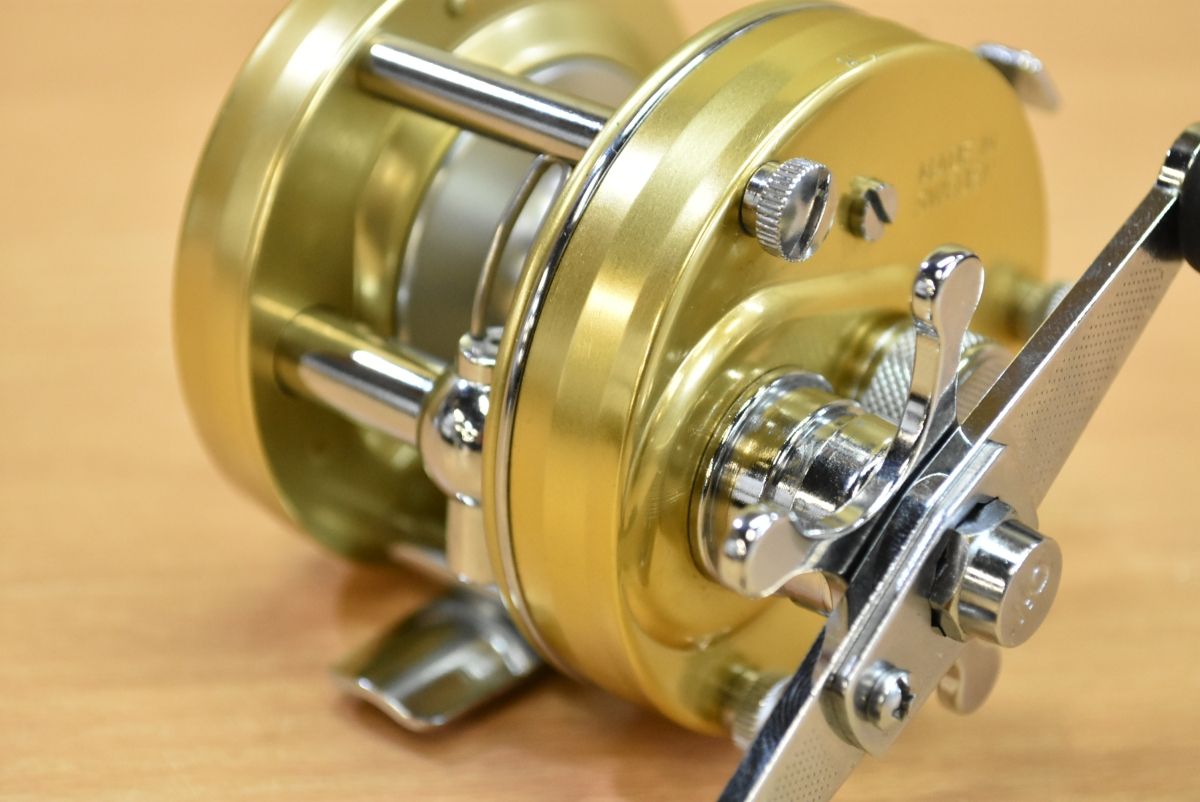 アブガルシア アンバサダー 4501C 左 AbuGarcia Ambassadeur ベイトリール バスフィッシング 雷魚 釣り ブラックバス 等