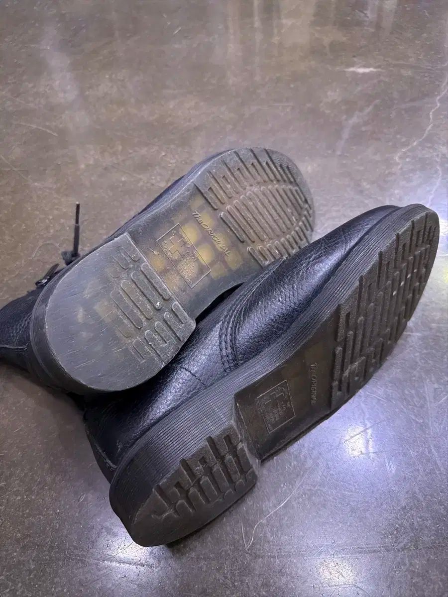 ウォーカーブーツ