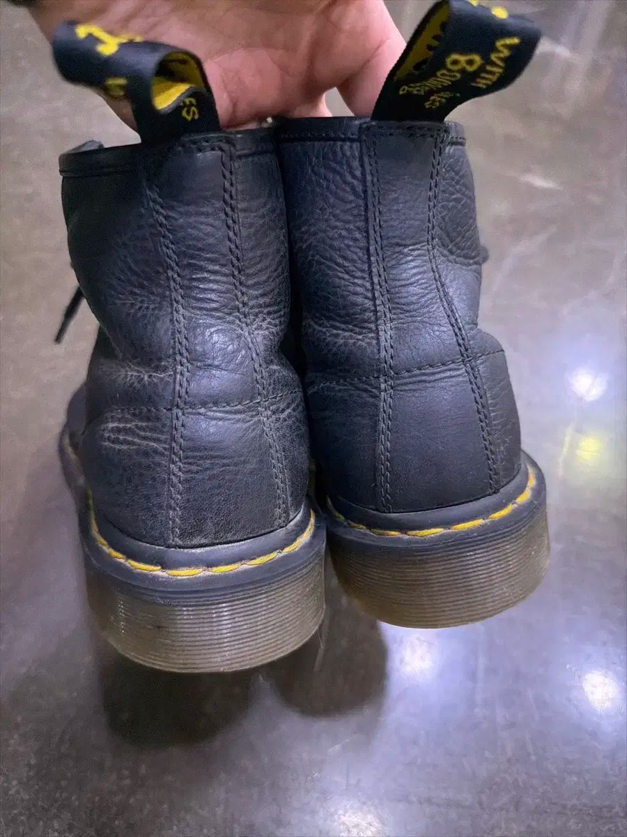 6ホール ブラック