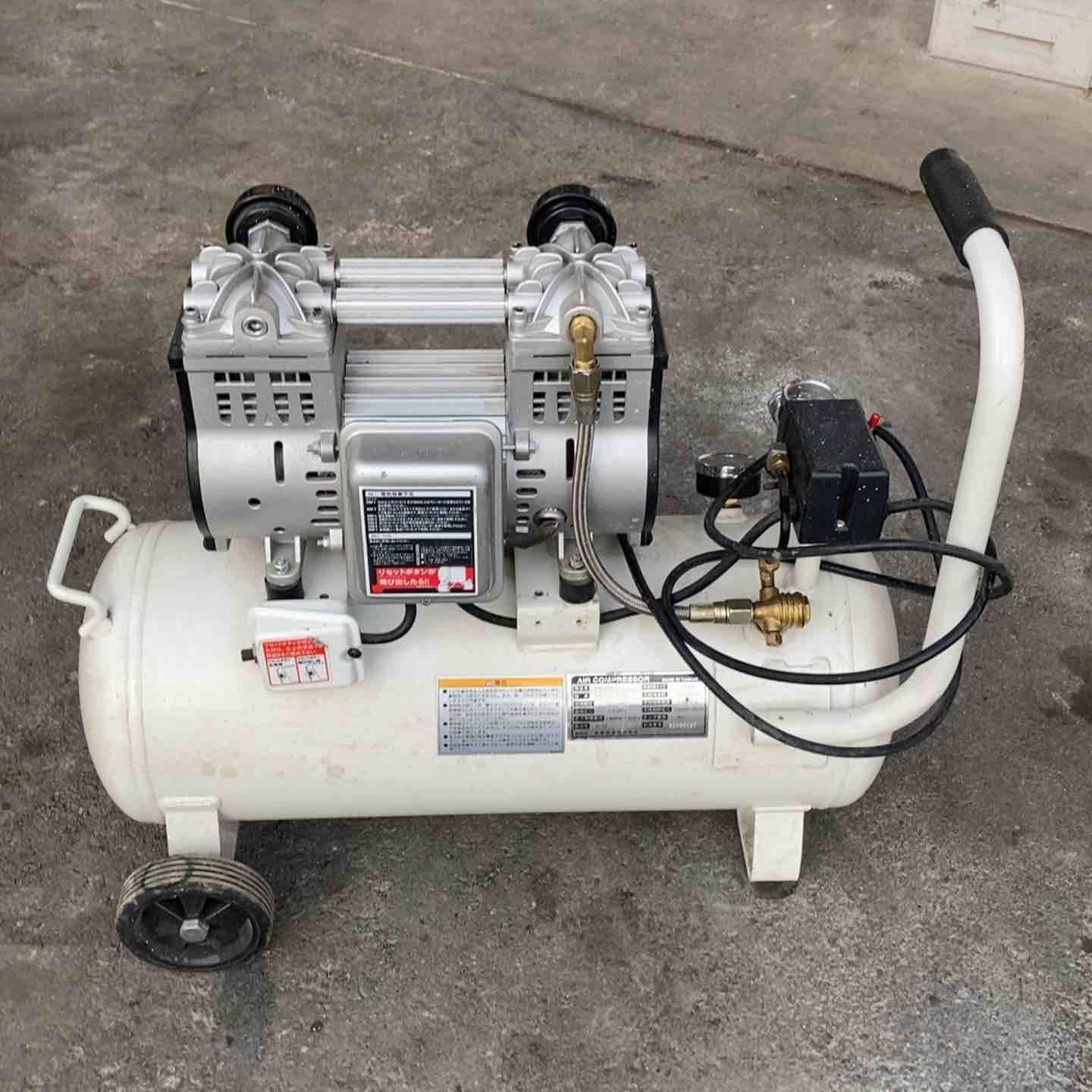 引取限定】【中古品】SK11 エアーコンプレッサー PUMA SW-231 タンク