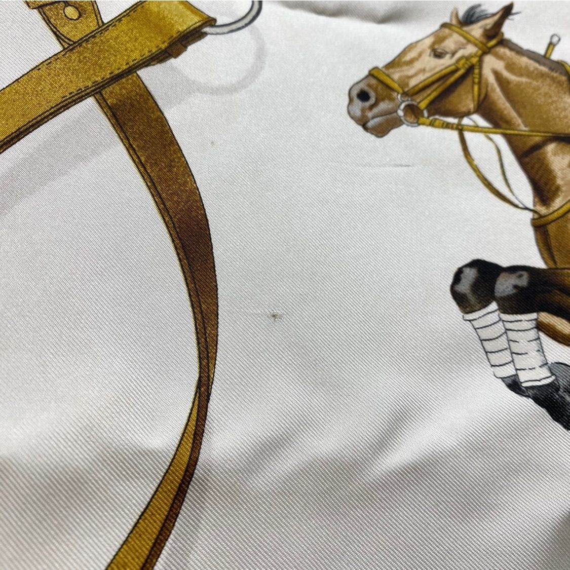 シルクスカーフ