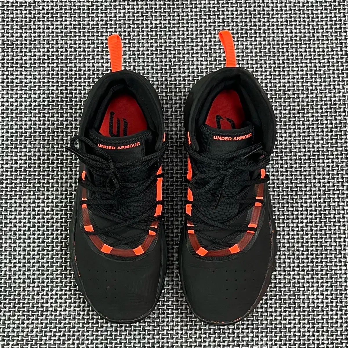 バスケシューズ スニーカー