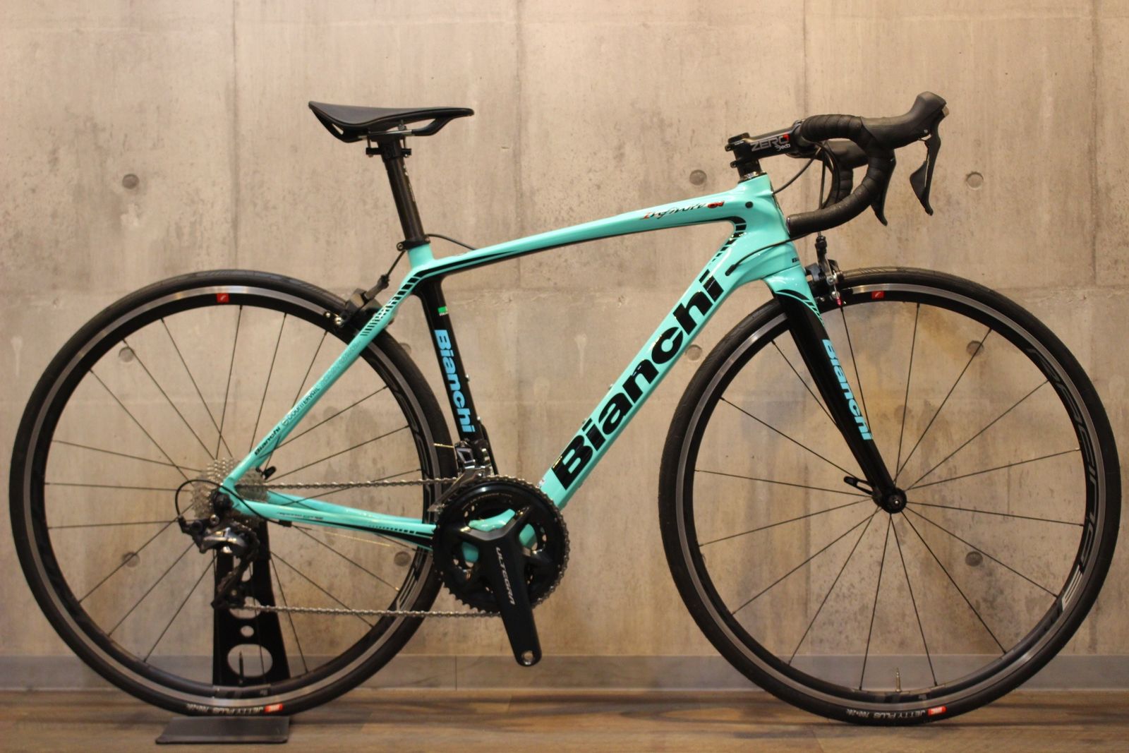 【中古美品】BIANCHI ビアンキ INTENSO 2018 カーボンロード Bianchi ビアンキ BIANCHI インテンソ INTENSO TIAGRA 2018年モデル