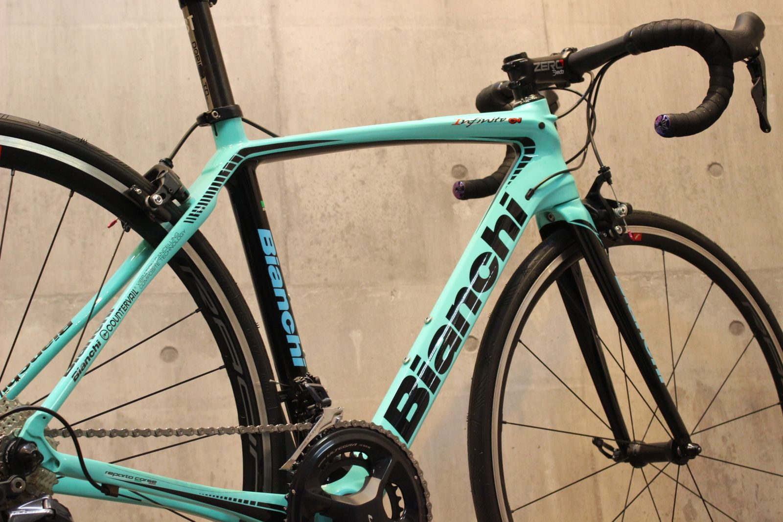 Bianchi Nirone ロードバイク R8000アルテグラ　MIX中古 Bianchi Nirone ロードバイク R8000アルテグラ MIX中古 Bianchi Nirone