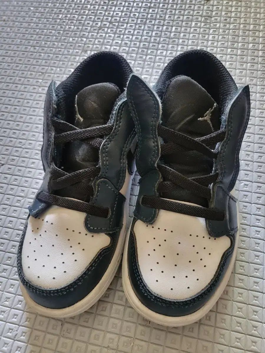 ナイキ ジョーダン 10c-160 サイズ