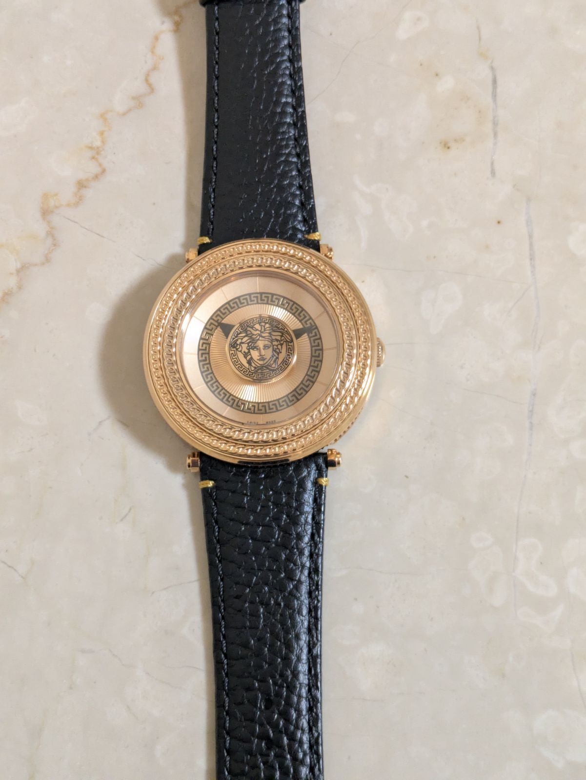 新品未使用 ヴェルサーチ VERSACE メンズ 腕時計 ゴールド V-l Icon