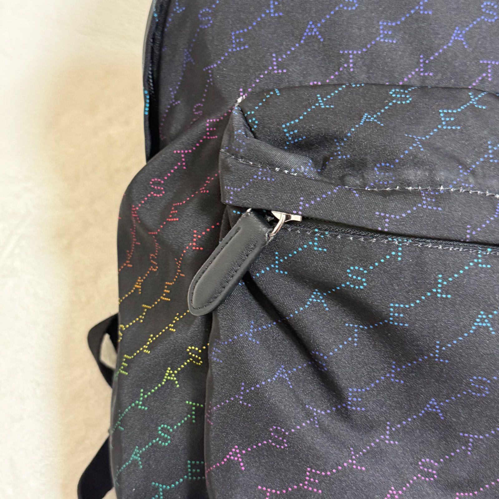 美品　ステラマッカートニー バックパック リュック　モノグラム グレー　レア 美品 ステラマッカートニー バックパック リュック モノグラム グレー