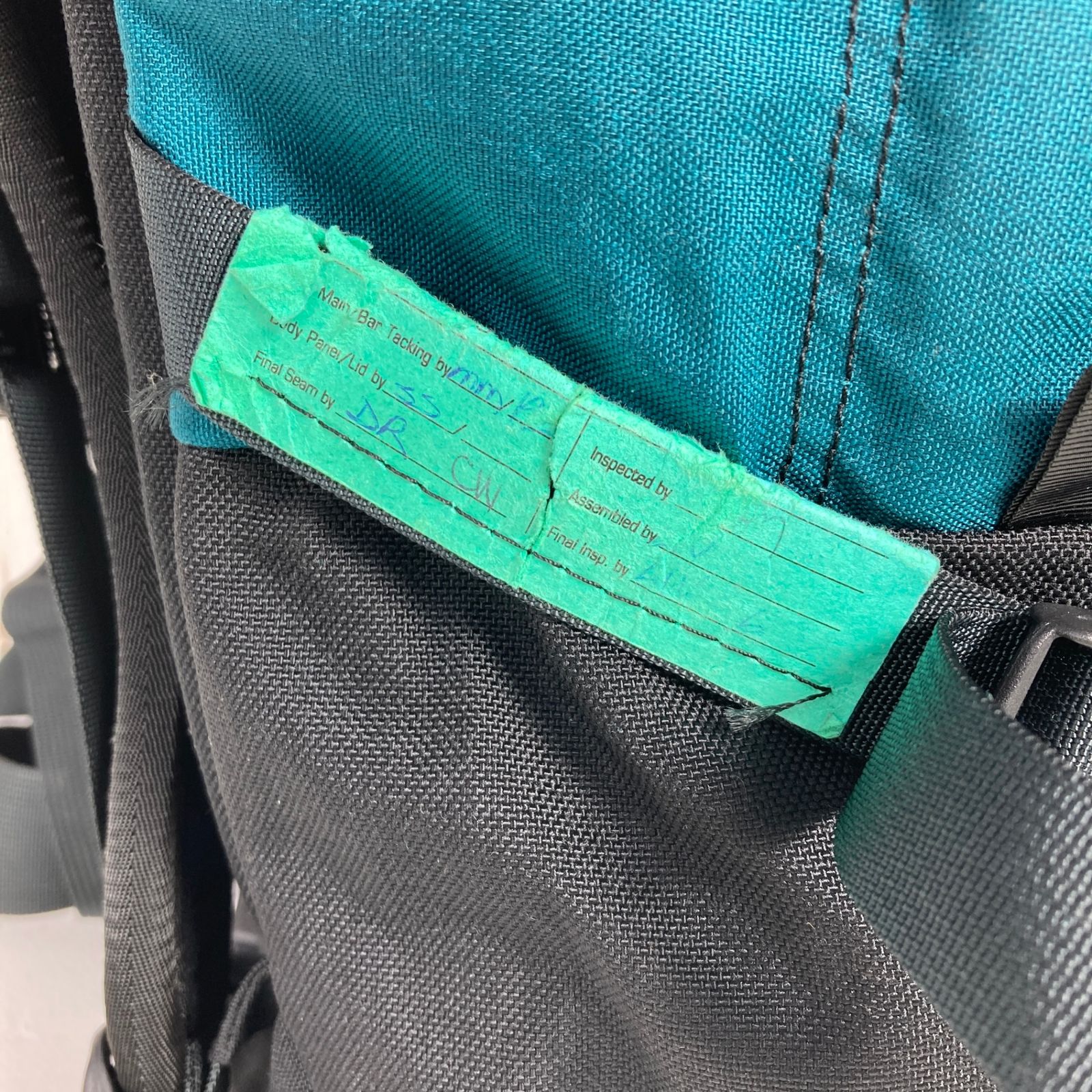 モデル ナイロン