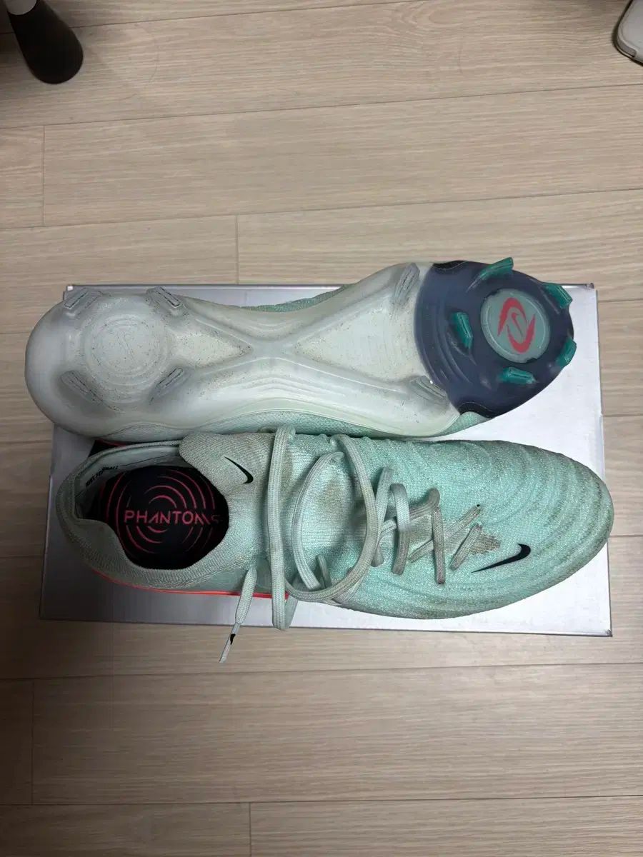 ファントムGX サッカーシューズ FG