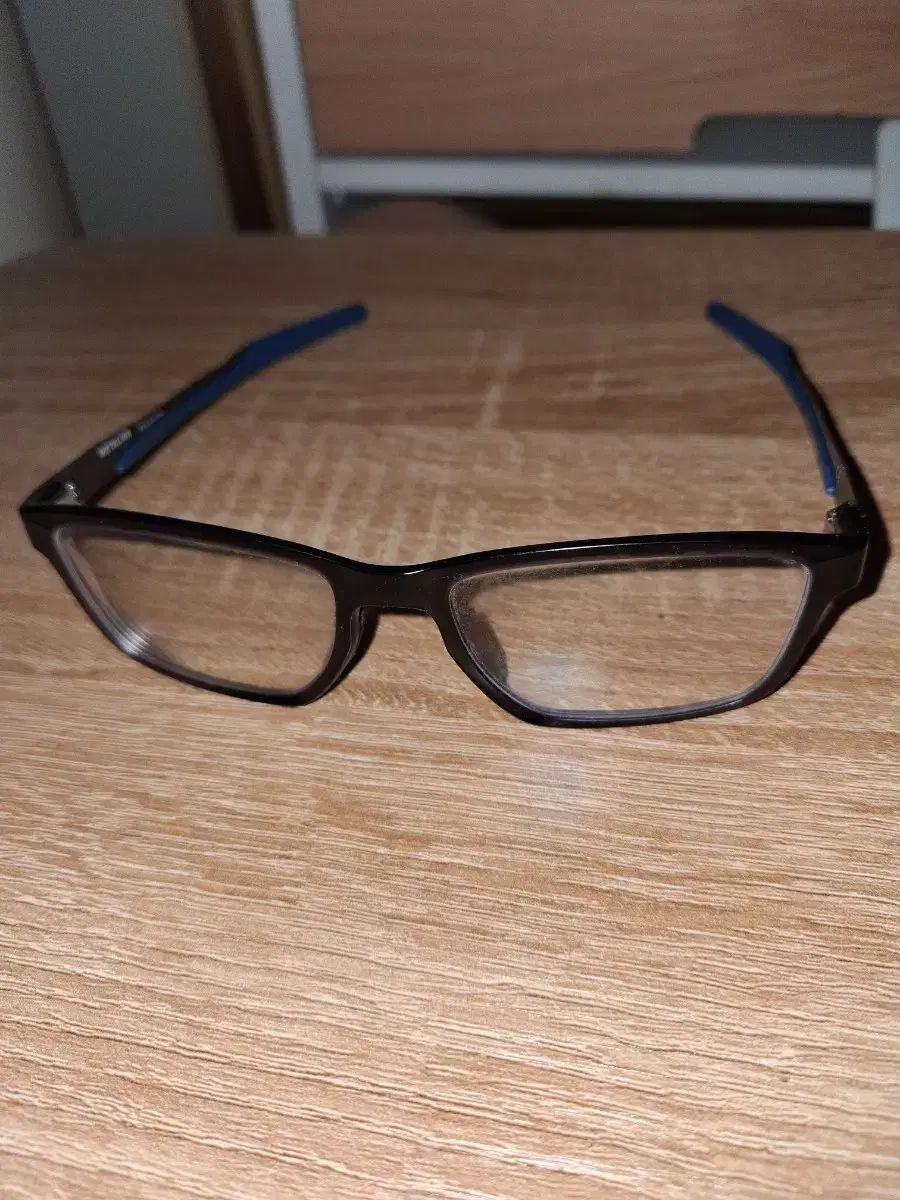 オークリー 黒 ウェリントン メガネ