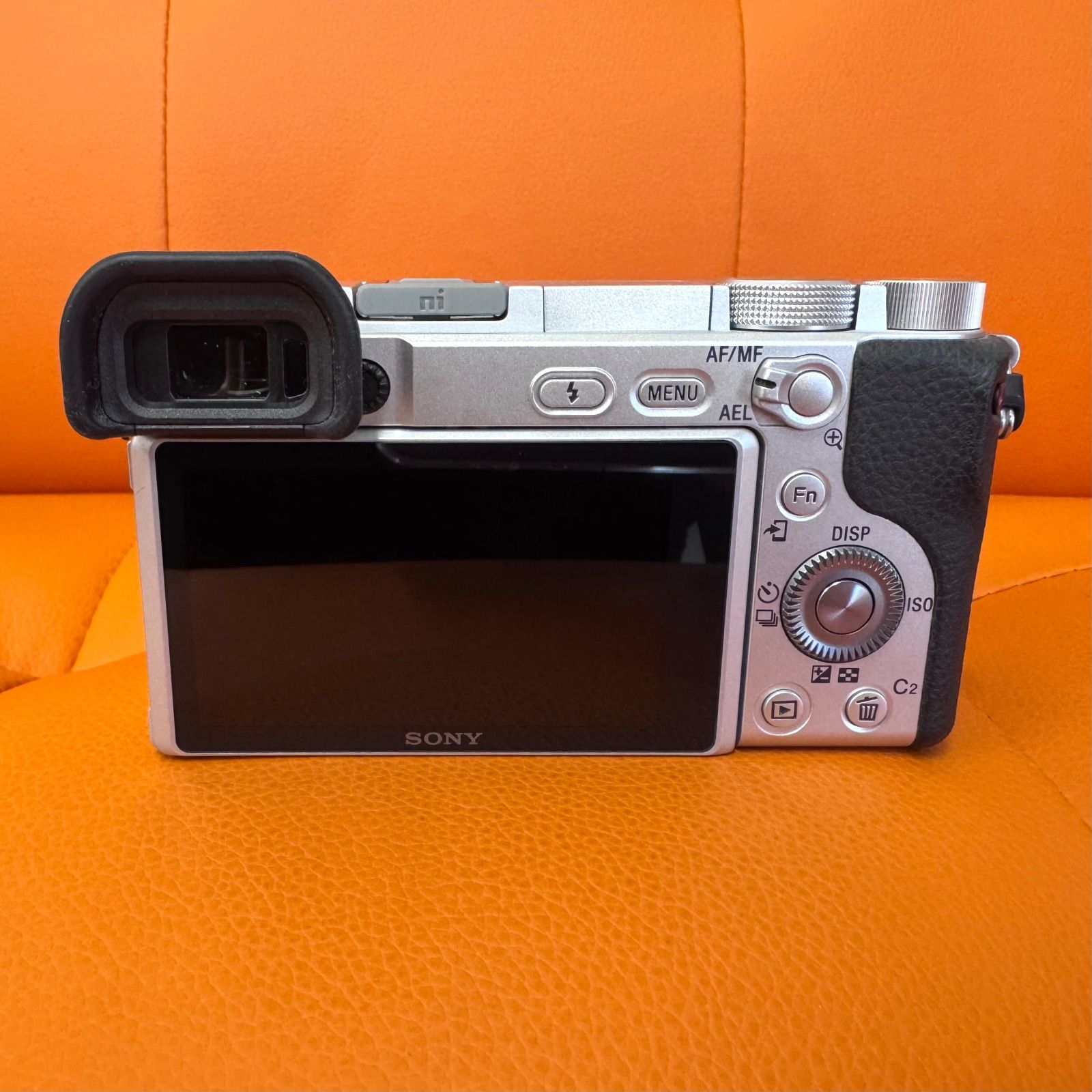 SONY α6400 ミラーレス一眼カメラ シルバー ILCE-6400L