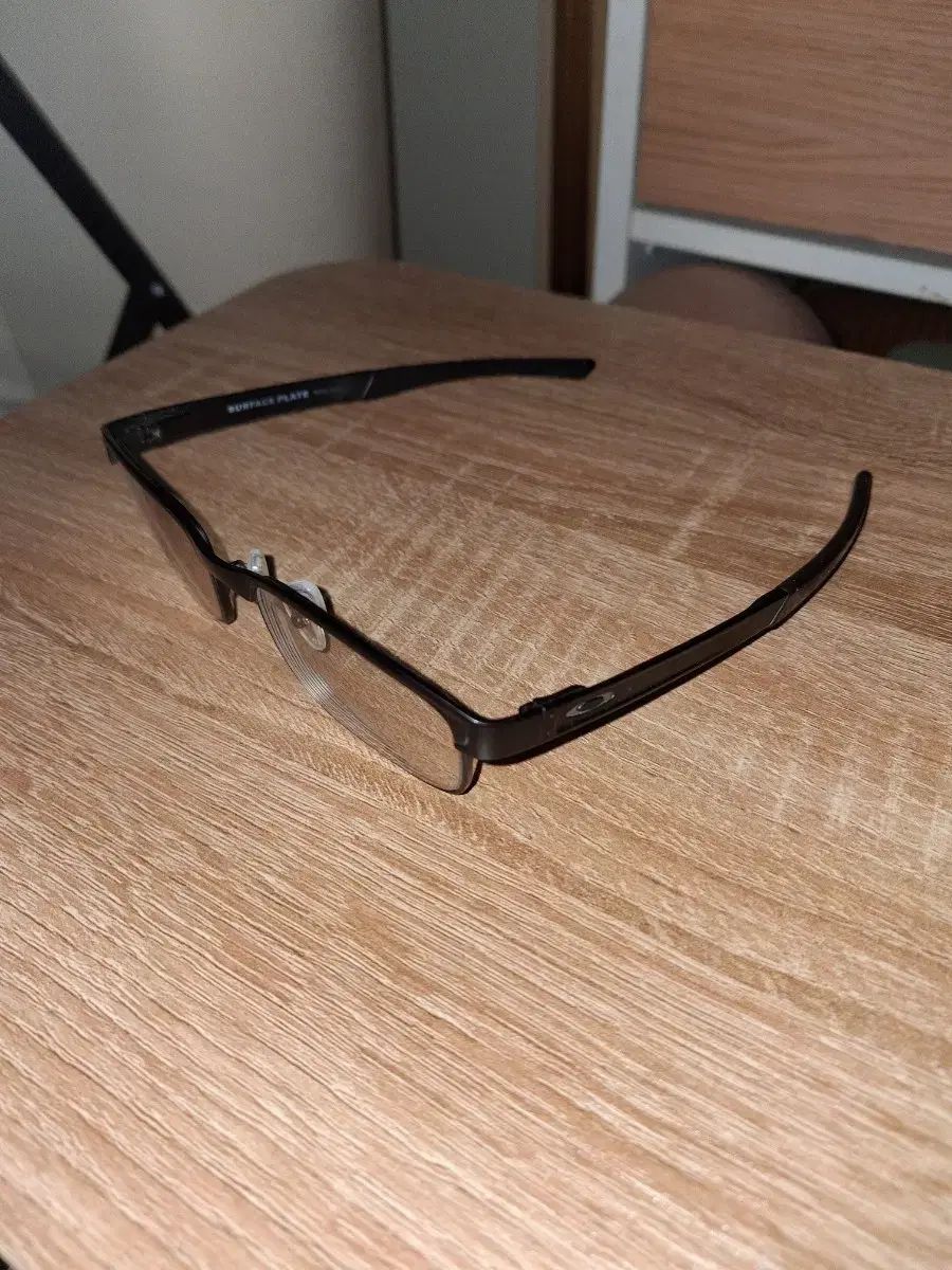 オークリー 黒色 スクエア メガネフレーム