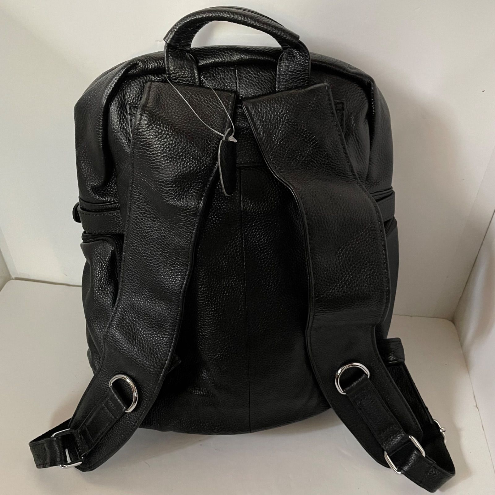 レザーリュック 黒 多機能 本革レザー リュック ブラック 多収納 多ポケット 大容量 未使用タグ
