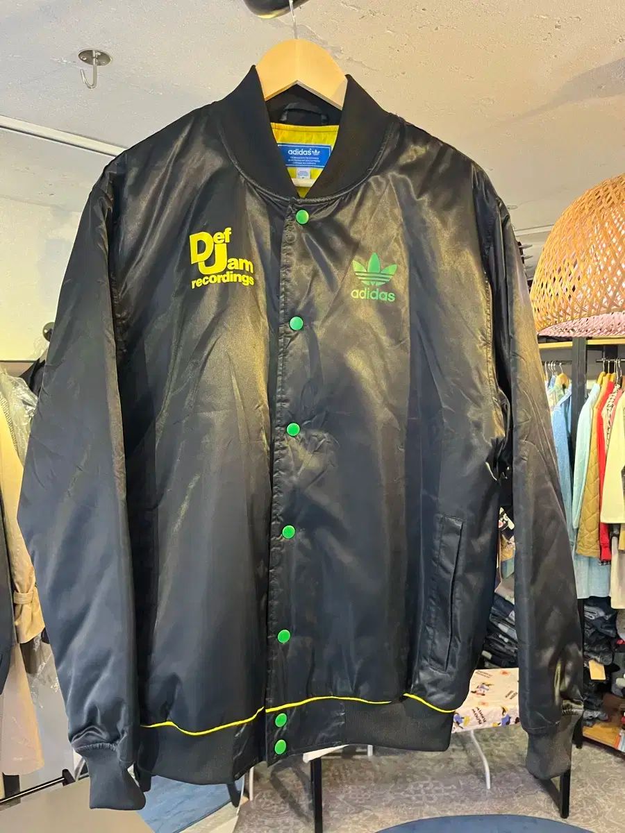 アディダス X デフ・ジャム・レコード コーチジャケット - メルカリ