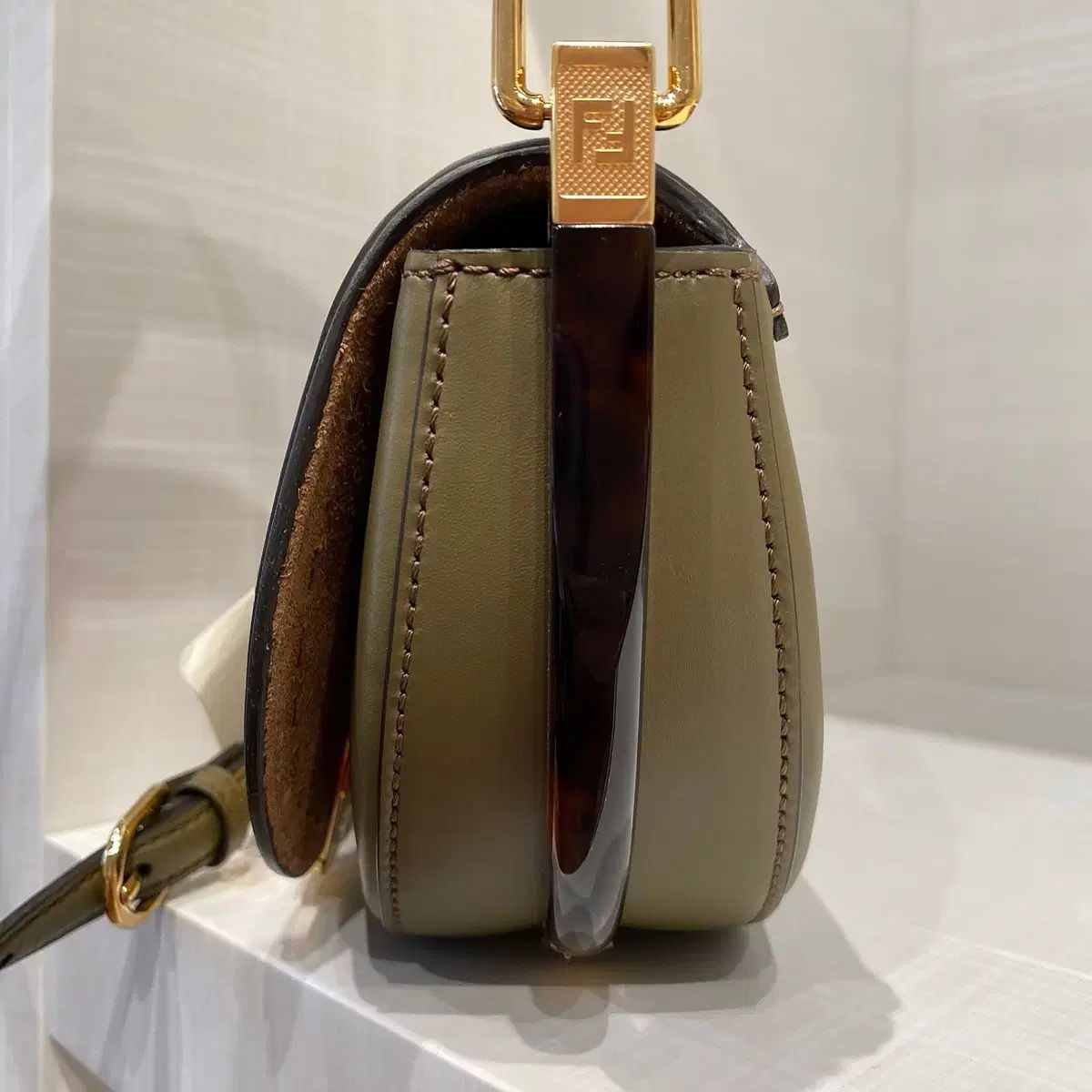 フェンディ ムーンライト バッグ カーキ