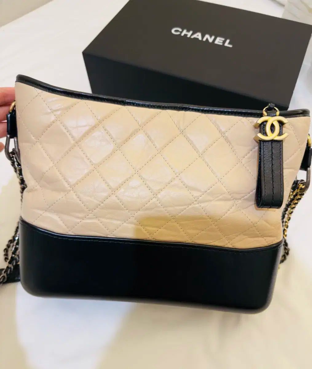 シャネル HOBO BAG ベージュ ミディアム