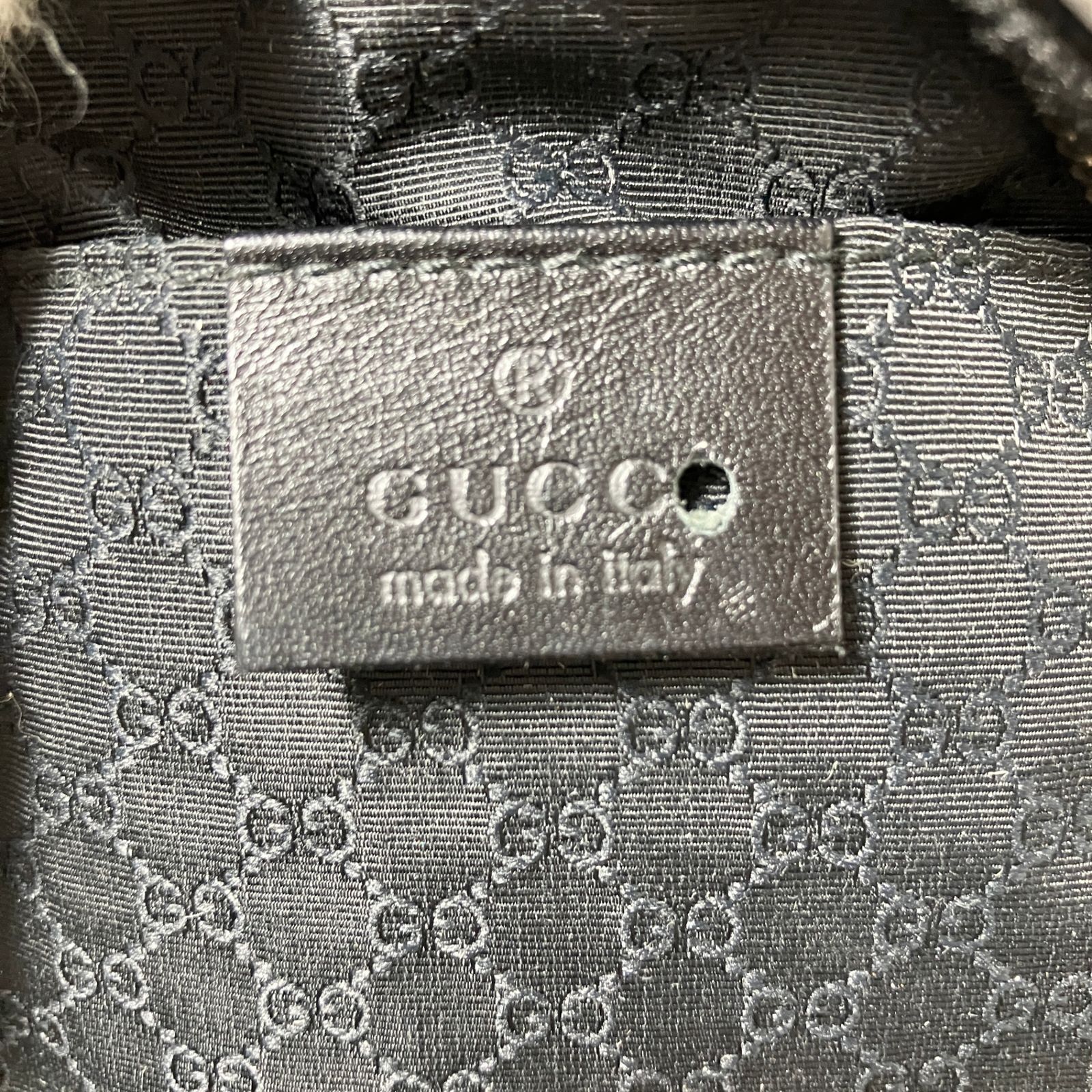 ショルダーバッグ レザー