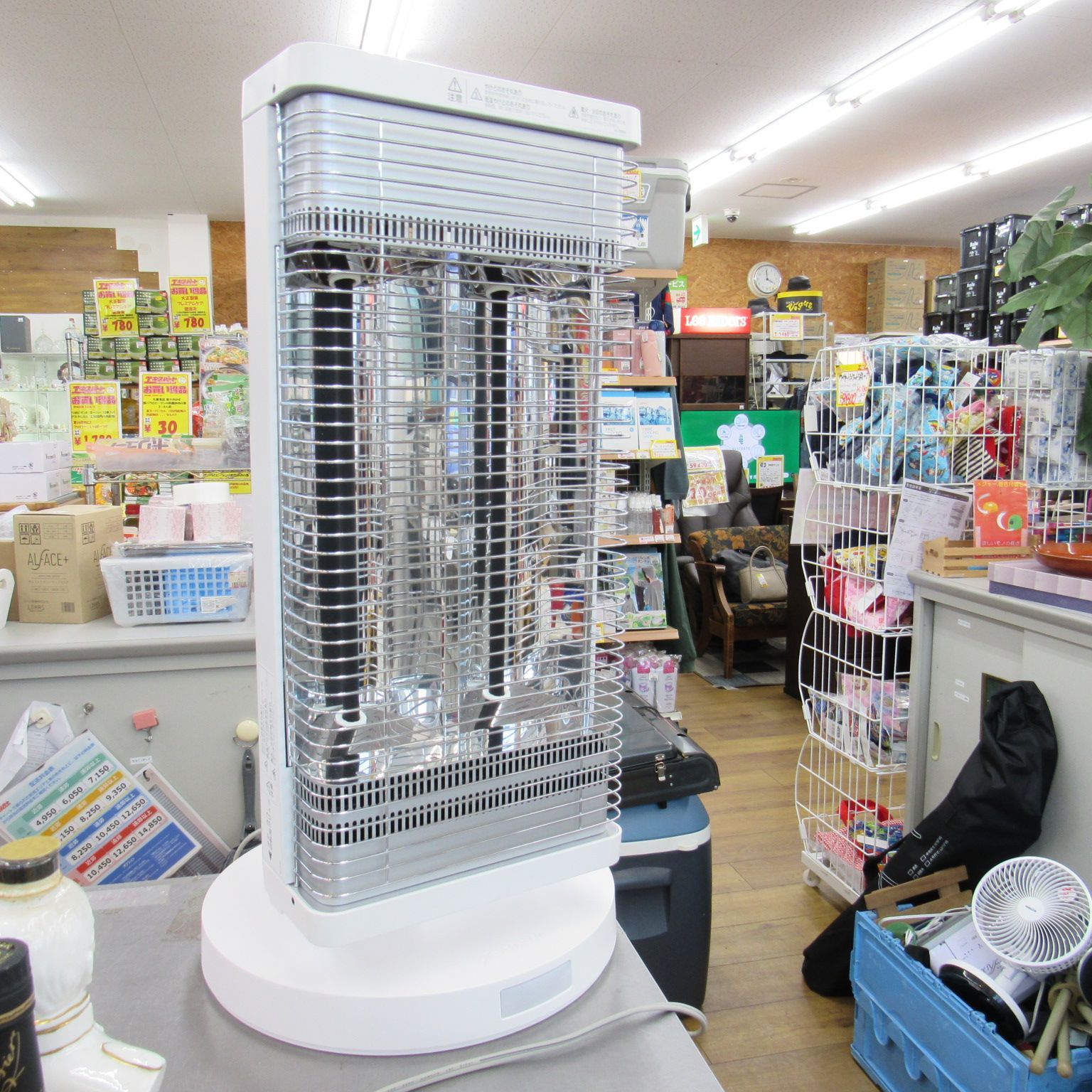 極暖 動作確認済み 美品 ダイキン DAIKIN 遠赤外線 暖房器具 CERAMHEAT 