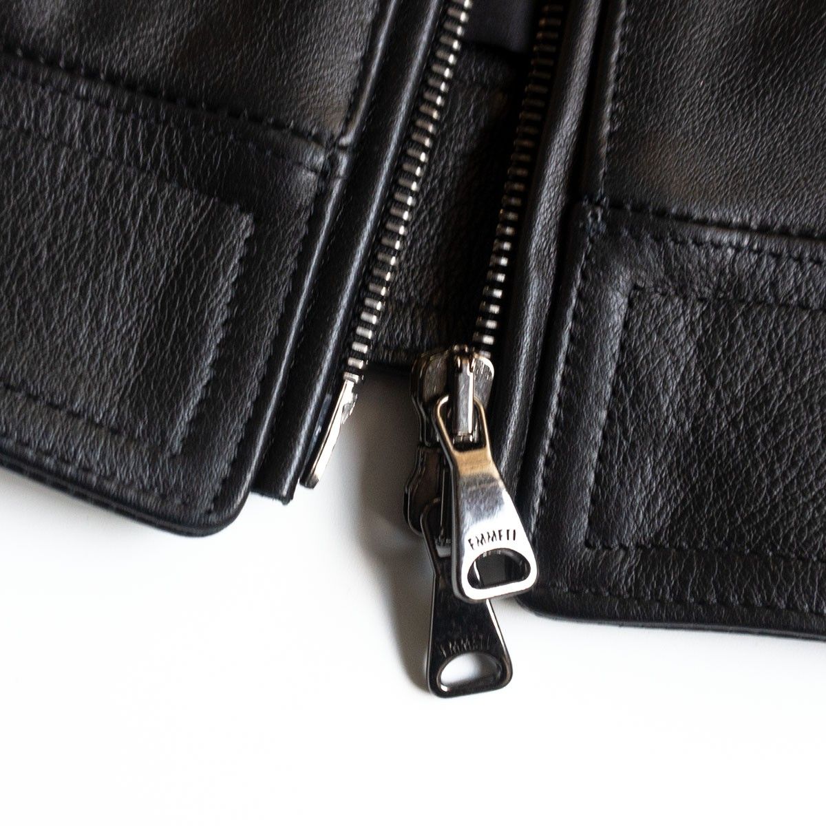 美品/ビッグサイズ】EMMETI 【JURI シングルライダースジャケット】50  