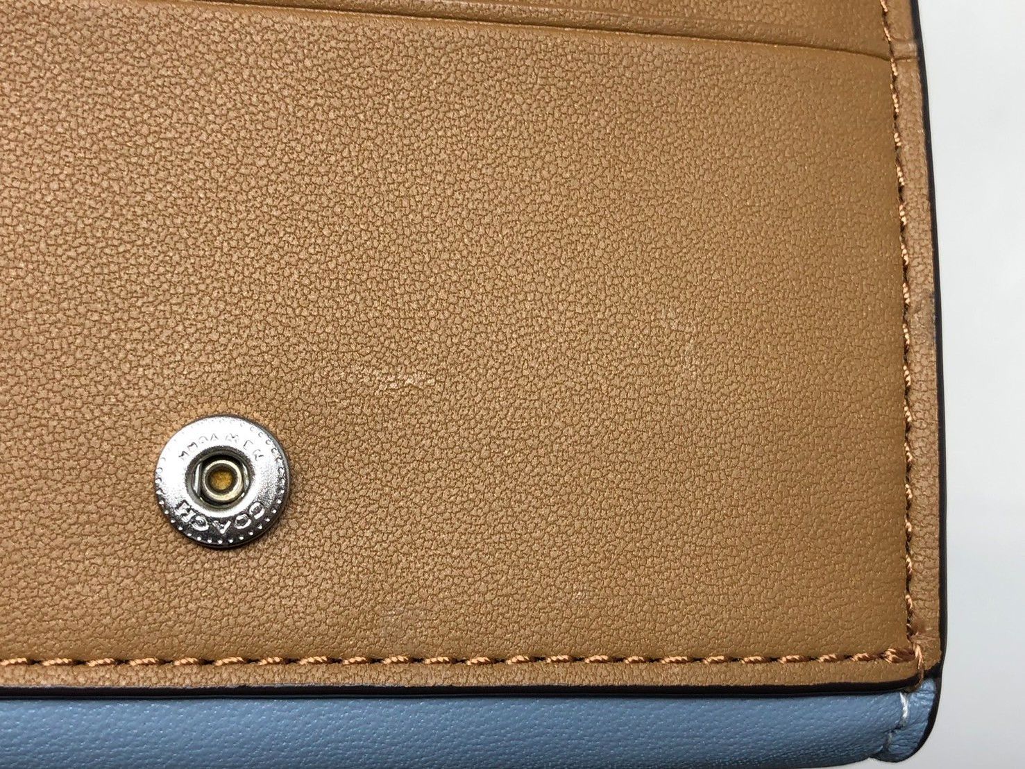 二 つ折り コーチデニム財布 コーチ シグネチャー デニム スナップ